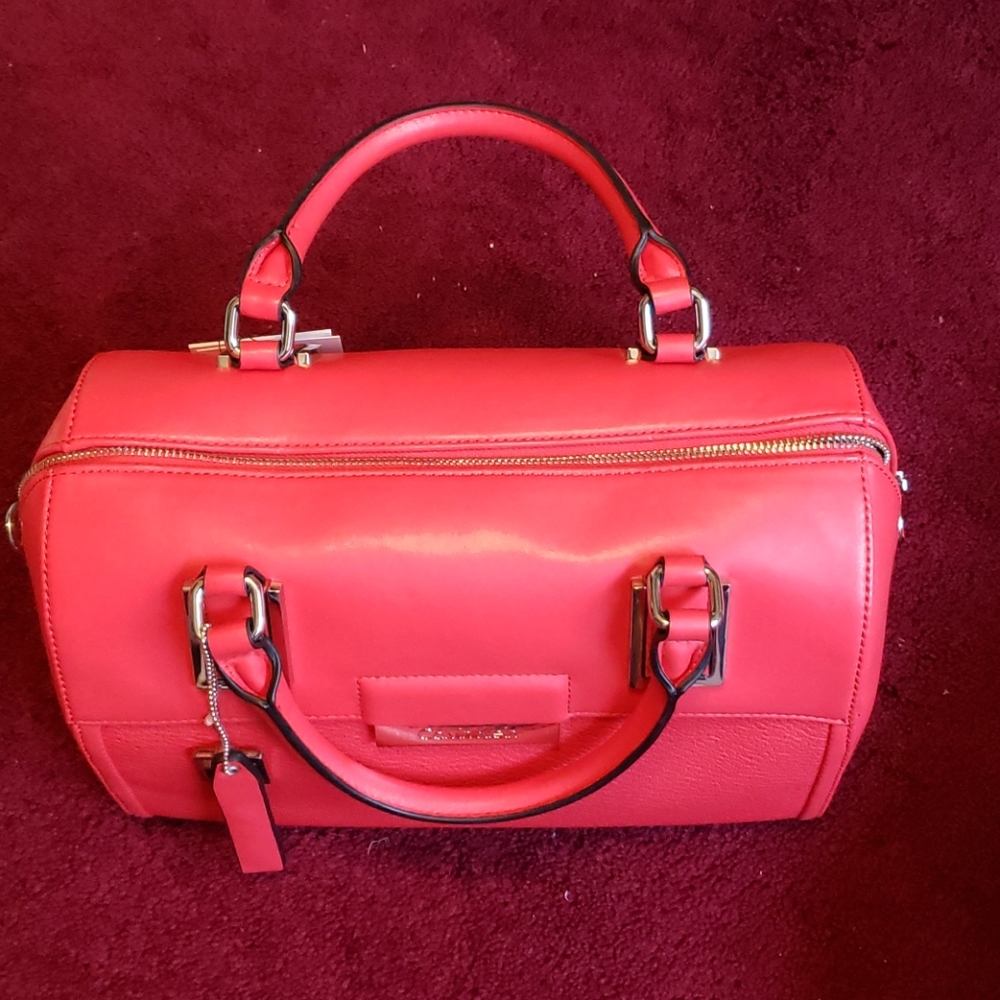 BRAND NEW: Calvin Klein Valerie dome sachel